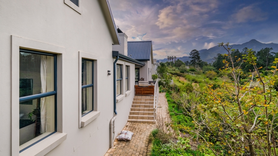 3 Bedroom Property for Sale in Kingswood Golf Estate Western Cape